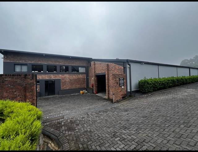 WAREHOUSE FOR SALE IN HILTON CENTRAL